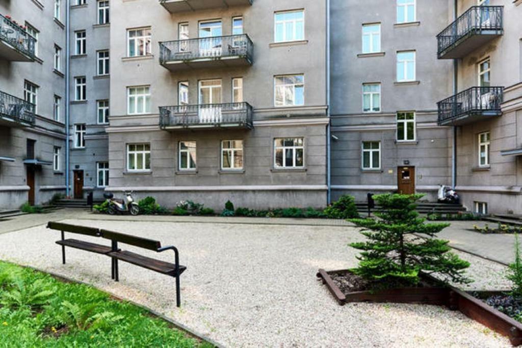 Central 2-Level Penthouse With Terrace And Free Parking Riga Exterior photo